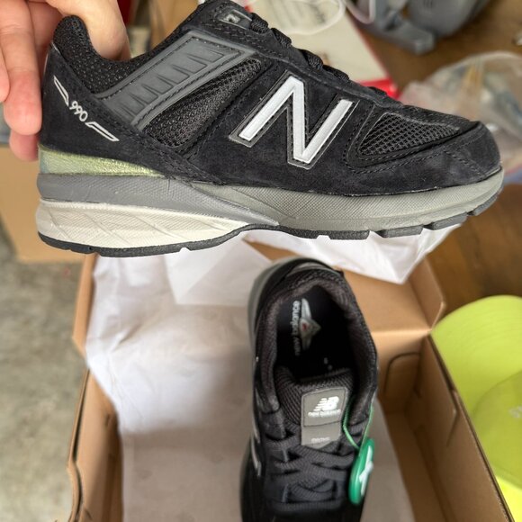 Little Kid New Balance Size 13M (Black/Grey) - Picture 4 of 6